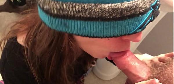  BLOWING IN THE BATHROOM W FAMILY AND FRIENDS IN NEXT ROOM|CUM IN MOUTH